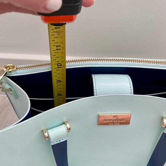 Kate Spade Tote - Picture 9 of 11